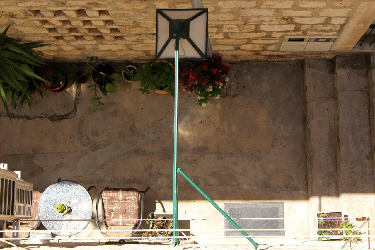 Street Garden Apartment 赫瓦尔 外观 照片